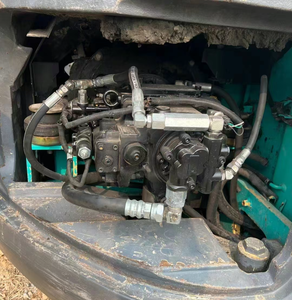 Excavatrice hydraulique Kobelco SK135SR d'occasion/neuve - Matériel de terrassement fiable de fabrication japonaise en stock - Product Image 6