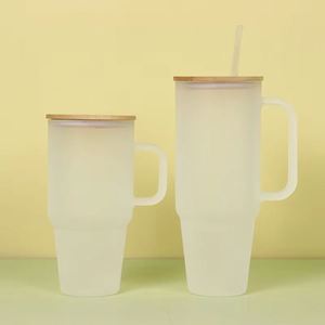 Gobelet en verre de 32 oz avec poignée et couvercle anti-fuite pour une expérience de conduite sans désordre - Product Image 5