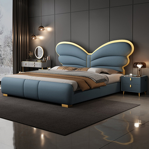 <span class=keywords><strong>Letto</strong></span> di lusso in pelle grigio con testiera a farfalla bordata d'<span class=keywords><strong>oro</strong></span> perfetta per le impostazioni della camera da <span class=keywords><strong>letto</strong></span> Chic - Product Image 5