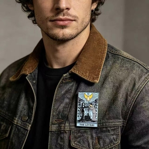 Spilla in smalto Tarocchi degli Amanti Gotici, Spilla per coppia <span class=keywords><strong>Wednesday</strong></span> Addams - Product Image 4