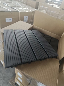 Dalles de <span class=keywords><strong>sol</strong></span> extérieures en WPC à emboîtement, base noire, surface gris teck, économiques, anti-pourriture, pour bricolage - Product Image 6