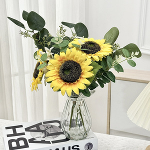 Ramo de Girasoles Artificiales de Tela de Seda, Alta Simulación, Decoración para el Hogar, Accesorios de Fotografía - Product Image 1