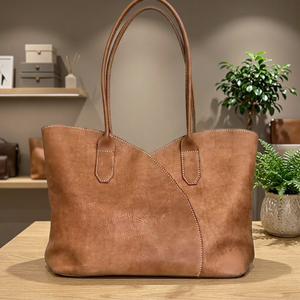 Pochette décontractée pour femme en cuir véritable de style européen BS INTERNATIONAL, avec bandoulière et fermeture éclair, pliable - Product Image 5