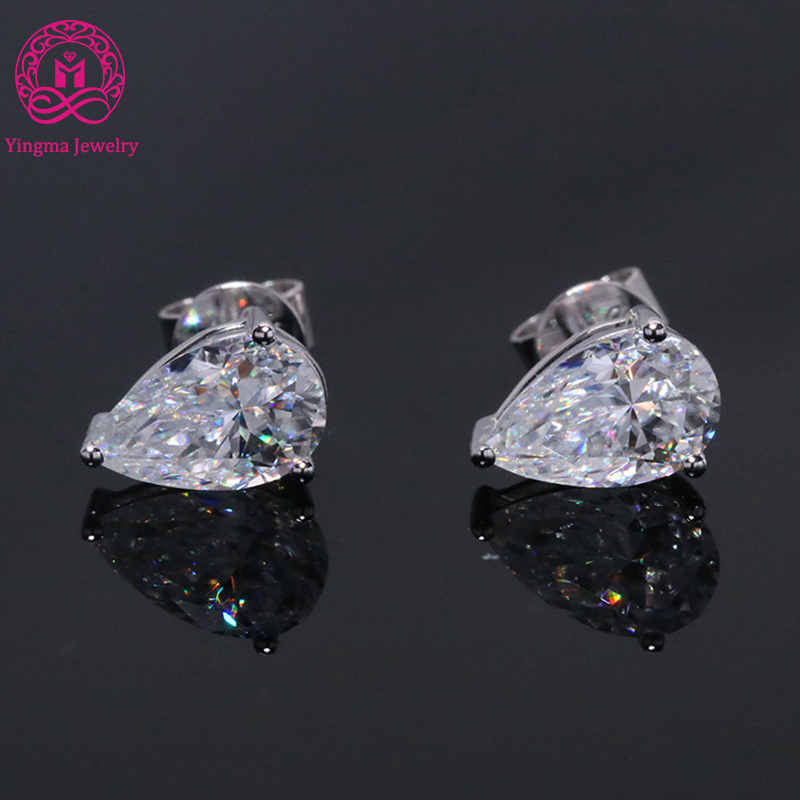 0 5 2ct Moissanite Stud Earrings