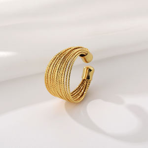 แหวนแฟชั่นผู้หญิงสุดหรูแหวนสแตนเลสเครื่องประดับชุบทอง18K สำหรับผู้หญิง - Product Image 5