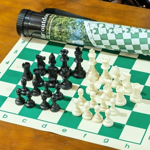 大号塑料桶装国际象棋套装，棋子高9.5厘米 - Product Image 2