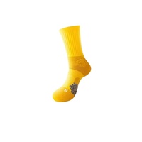 Fabricant de chaussettes d'élite de football et de basket-ball de haute qualité avec logo personnalisé, respirantes et antidérapantes pour hommes