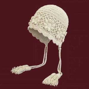 Chapeau à fleurs ajourées tissé à la main pour <span class=keywords><strong>femme</strong></span>, style ethnique, double couche, chaud, tricoté en nylon respirant et imperméable, avec <span class=keywords><strong>pompon</strong></span>, pour l'automne et l'hiver - Product Image 6