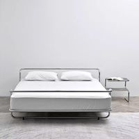 Lit flottant en acier inoxydable, style minimaliste moderne, sans formaldéhyde, finition polie pour appartements, villas, chambres d'hôtel