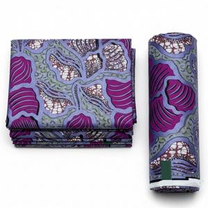 Tissu en coton imprimé africain géométrique violet, popeline de coton, motif wax doré créé par superposition de plusieurs couleurs, Tissu <span class=keywords><strong>Pagne</strong></span> - Product Image 1