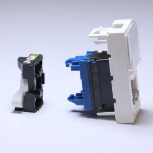 45*22.5 UTP CAT6A <span class=keywords><strong>Legrand</strong></span> Type RJ45 Faceplate Cat6A Rj45 Connect Toolless Keystone Jack - Product Image 5