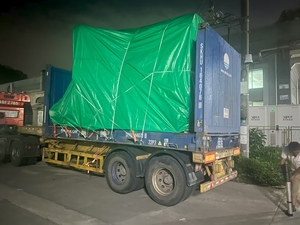 เครื่องกัดแบบสองหัวแนวตั้ง Fanuc รุ่น 1300 สำหรับทำแม่พิมพ์ฉีดพลาสติก WT-NC1300 เครื่องกัดแบบราบ WT-NC1300 - Product Image 3
