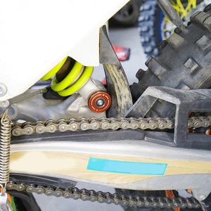 Protector de Brazo Oscilante de Aluminio NICECNC para KTM 250/350/450/500 EXC-F/XCF-W 150/<span class=keywords><strong>300</strong></span> XCW/EXC/6 Days/TPI 2017-2022 2020 2021 - Product Image 2