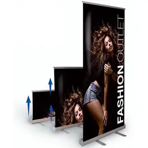 Merchandising promozionale di base con roll-up - Product Image 1