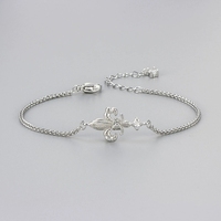Vintage Iris-Blumen-Armband für Damen, Hochwertiges Exquisites Tägliches Vielseitiges Nischen-Design Silberketten-Schmuck mit Zirkonia