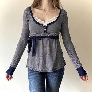 Camisa de Muñeca con Botones a Rayas y Ribete de Encaje Tejido Estilo <span class=keywords><strong>Cyber</strong></span> <span class=keywords><strong>Y2K</strong></span>, Top Versátil de Manga Larga con Cuello en V y Cintura Alta con Lazo - Product Image 1