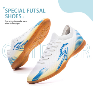 Chaussures de <span class=keywords><strong>futsal</strong></span> pour hommes, femmes et enfants - Semelle intermédiaire/extérieure en caoutchouc, tige en PVC, doublure en mesh, utilisation automne/hiver/été, antidérapantes, entraînement - Product Image 3