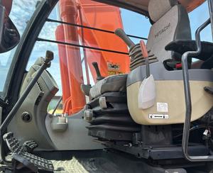 Prodotti caldi 22 Ton originale giappone <span class=keywords><strong>Hitachi</strong></span> <span class=keywords><strong>220</strong></span> Zx220-5g Zx220-3 idraulico cingolato escavatore usato scavatore <span class=keywords><strong>Hitachi</strong></span> Zx200 escavatore - Product Image 6