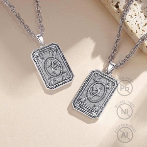 Precio al por mayor moda hip-hop fusión gótica declaración joyería cobre plateado el mundo Tarot colgante collar - Product Image 2