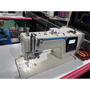 Machine à coudre industrielle à point noué à lit plat, à commande numérique, à trois moteurs pas à pas, étanche à l'huile, modèle BT-699-D4 - Product Image 2