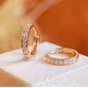 ต่างหูเพชรชุบเงินคุณภาพส่งออก ดีไซน์หรูหราสีโรสโกลด์ ได้รับการรับรองจาก IGI เหมาะสำหรับใส่ทุกวัน ของขวัญ งานแต่งงาน วันครบรอบ - Product Image 6