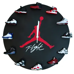 Rastgele 12 adet hava jordan1 ayakkabı modeli AJ ayakkabı modeli saat OW co-markalı duvar saati 3D küçük basketbol ev mobilya dekorasyon
