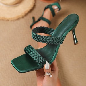 Sandalias de tacón de aguja con doble tira trenzada de satén y punta cuadrada para mujer, calzado de noche con tacón delgado tejido - Product Image 4