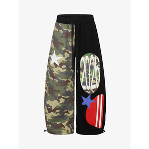Pantalon de survêtement large à cordon de serrage, imprimé étoiles, motif camouflage Y2K, style Street Skate Music Festival - Product Image 1