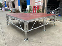 Scène modulaire en aluminium de 2,44 x 4,88 m, plateforme de scène rouge pour événements, concerts, défilés, spectacles, mariages