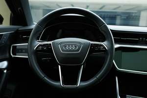 2022 <span class=keywords><strong>Audi</strong></span> A6L 45 TFSI Selection Dynamic Boutique Usado Sedan Light Caja de cambios automática Izquierda Gas Opciones eléctricas Venta especial - Product Image 2