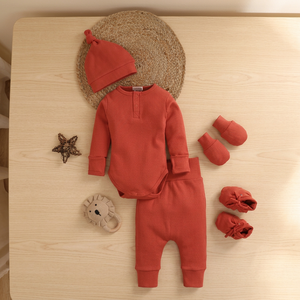 Ensemble de 5 bonnets en bambou biologique de qualité supérieure avec élasthanne, collection Berry, pour bébés, vêtements pour berceau et couches - Product Image 3
