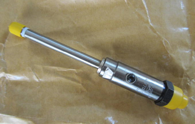 High quality Pencil Injector Nozzle 4W7017 fuel Injector 4W7017 with High quality
