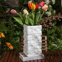 Vase en céramique imprimé par 3D d'art carré géométrique minimaliste blanc de luxe de Morden pour la décoration à la maison