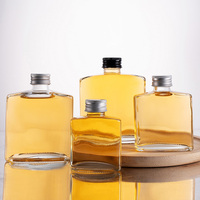 Bouteille en verre carrée vide pour whisky et spiritueux, transparente, avec bouchon à vis argenté, prix d'usine, vente en gros