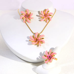 JUSNOVA 18k vergulde vlinder sieradenset voor dames, statement ketting, oorbellen, ring, kwast, feestaccessoires, groothandel - Product Image 4