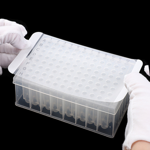 La película de sellado de placa PCR transpirable al por mayor previene la evaporación de la muestra para la detección cuantitativa de PCR fluorescente - Product Image 2