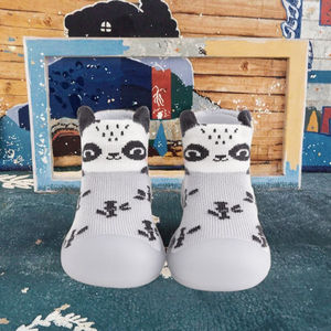 Chaussons antidérapants pour bébés et jeunes enfants avec semelle en caoutchouc – Chaussures et accessoires pour enfants - Product Image 2