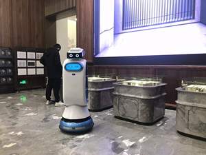 <span class=keywords><strong>Robot</strong></span> giao thức ăn giao thức ăn cho khách hàng tại nhà hàng - Product Image 4