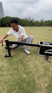 Grue <span class=keywords><strong>de</strong></span> levage portable pour éclairage <span class=keywords><strong>de</strong></span> scène en hauteur, hauteur <span class=keywords><strong>de</strong></span> levage <span class=keywords><strong>de</strong></span> 15 m pour équipement <span class=keywords><strong>d</strong></span>'éclairage <span class=keywords><strong>de</strong></span> mariage et <span class=keywords><strong>de</strong></span> concert - Product Image 3