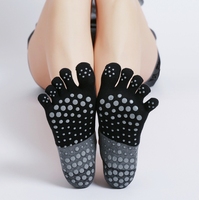 Chaussettes de yoga pour femmes en coton à cinq doigts, coupe basse, antidérapantes, avec grip, fabriquées par WUYANG FACTORY, vente en gros