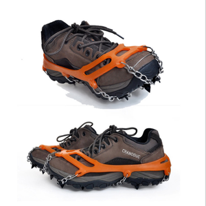 <span class=keywords><strong>Crampons</strong></span> pour enfants à 11 pointes pour bottes <span class=keywords><strong>de</strong></span> randonnée <span class=keywords><strong>Crampons</strong></span> à glace 11 dents Micropointes antidérapantes <span class=keywords><strong>Crampons</strong></span> pour enfants pour la randonnée Camping Chaussures <span class=keywords><strong>de</strong></span> <span class=keywords><strong>marche</strong></span> - Product Image 4