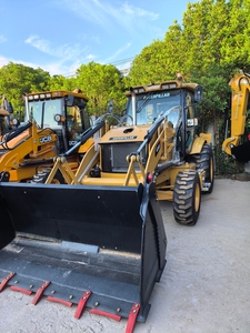 Used Caterpillar 420F Backhoe Loader | Original CAT 420F 4x4 Loader Digger | Perfect Working Condition for Construction - Product Image 2