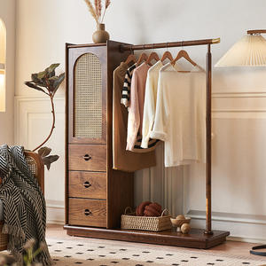 Armoire à manteaux et chapeaux - Product Image 1