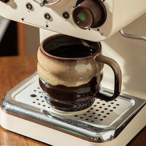 Taza de cerámica cocida al horno, taza en espiral de bronce, gran capacidad con asa, taza de café de estilo japonés para mujer - Product Image 4