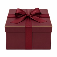 Boîte à gâteau magnétique en papier bordeaux avec ruban satiné et dorure à chaud, emballage rigide pour cadeaux, mariages, anniversaires, pâtisseries, vente en gros