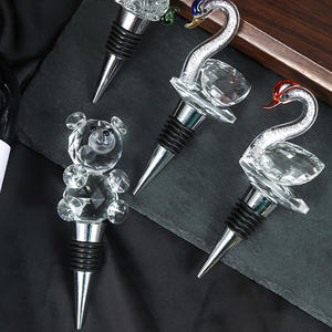 Custom Design Crystal Swan Teddybeer Wijn Stoppers Bruiloft Cadeau Creatieve Siliconen Rubber Kristallen Wijnfles <span class=keywords><strong>Stopper</strong></span> - Product Image 1