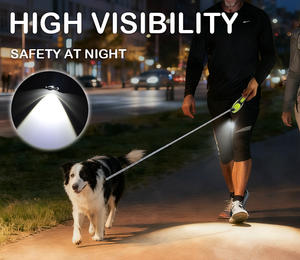 Laisse Rétractable de Luxe pour Chien avec Poignée Antidérapante Réfléchissante, Étanche, Robuste, Lumineuse et Lampe Torche Intégrée - Product Image 5