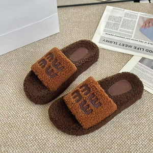 Pantuflas de Diseño Personalizado Trustbridge, Tendencia de Moda Otoñal, Suela de Plataforma Suave de PVC, para Interiores, Punta Acolchada, Color Sólido, para Damas y Caballeros - Product Image 6