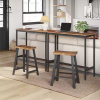 Chaise de salle à manger de style industriel pour la maison et la cuisine, avec assise en bois et structure métallique robuste et épaisse