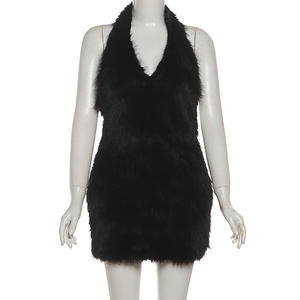 ชุดเดรสบอดี้คอนผ้าขนสัตว์ผสมแบบเซ็กซี่สำหรับฤดูหนาว รุ่น G01760C สายคล้องคอ เปิดหลัง ไม่มีแขน เหมาะสำหรับงานปาร์ตี้และคลับ - Product Image 6